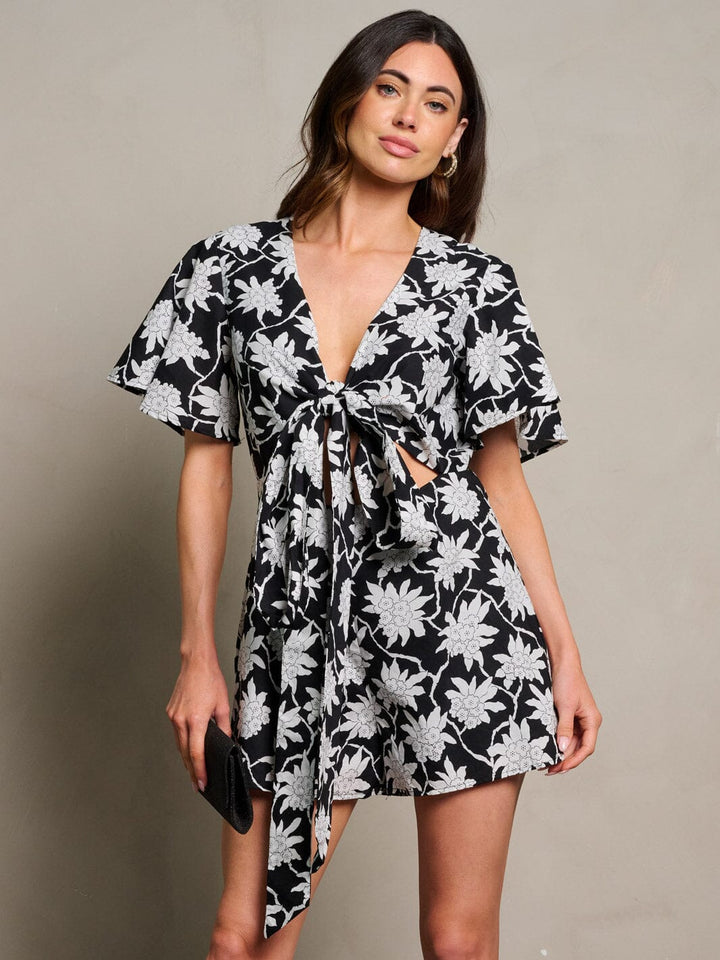 WOMEN'S SHORT SLEEVE V-NECK CUT OUT FLORAL ROMPER