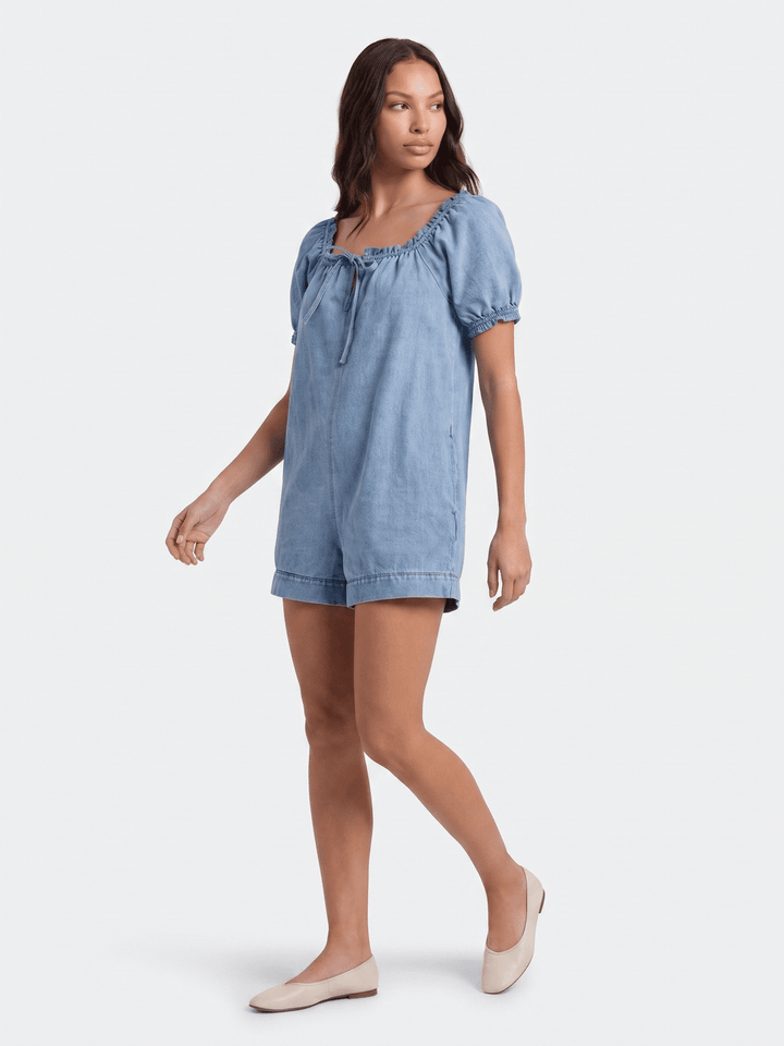 WOMEN'S SHORT SLEEVE ELASTIC NECKLINE FRONT POCKETS DENIM ROMPER
