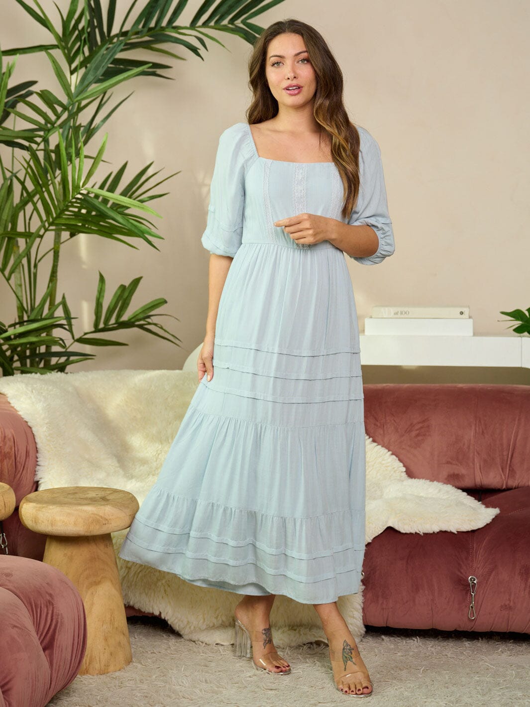 WOMEN'S SHORT DETAILED SLEEVE TIERED ELASTIC WAIST MAXI DRESS