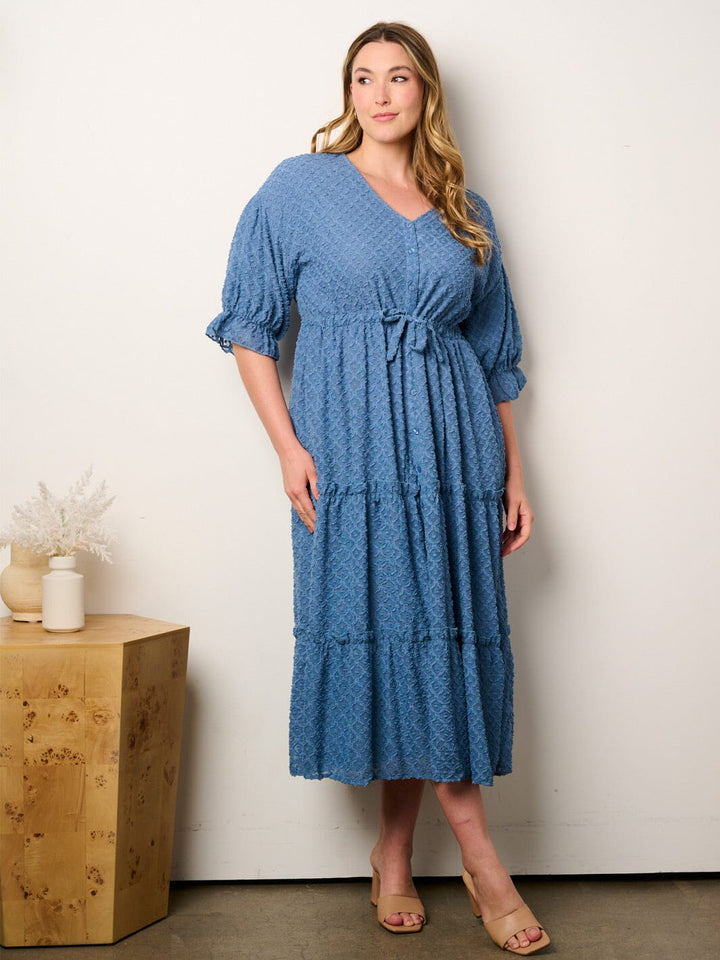 PLUS SIZE SHORT PUFF SLEEVE V-NECK SWISS DOT DETAILED MAXI DRESS