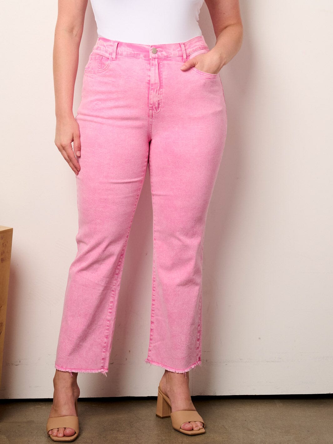 PLUS SIZE BUTTON CLOSURE POCKETS WASHED DENIM PANTS