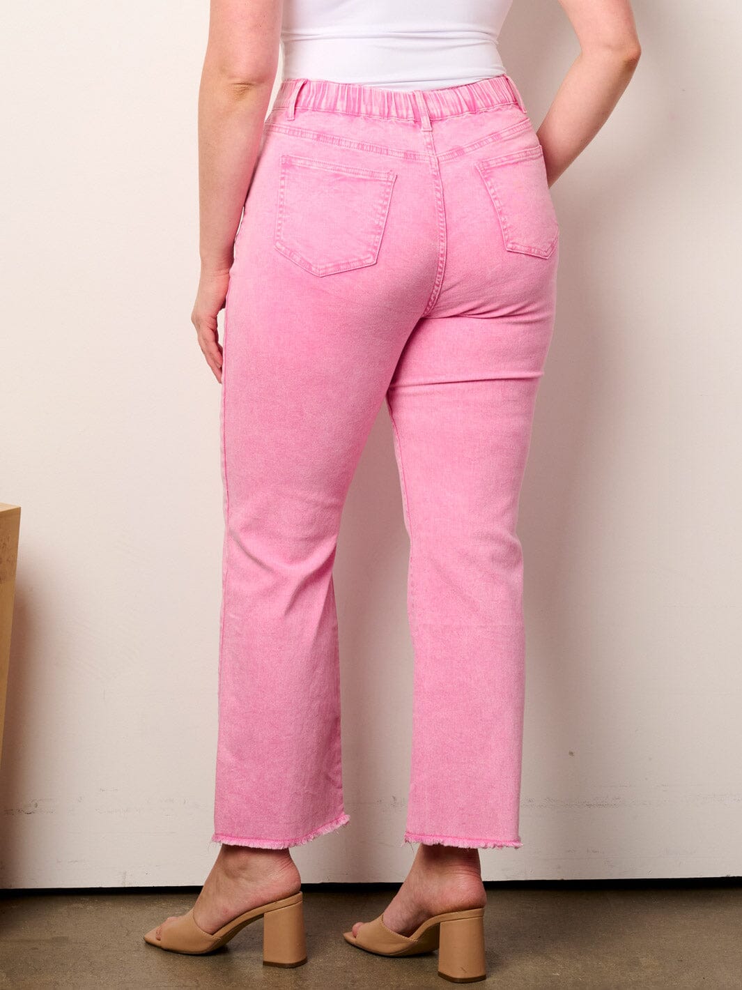 PLUS SIZE BUTTON CLOSURE POCKETS WASHED DENIM PANTS