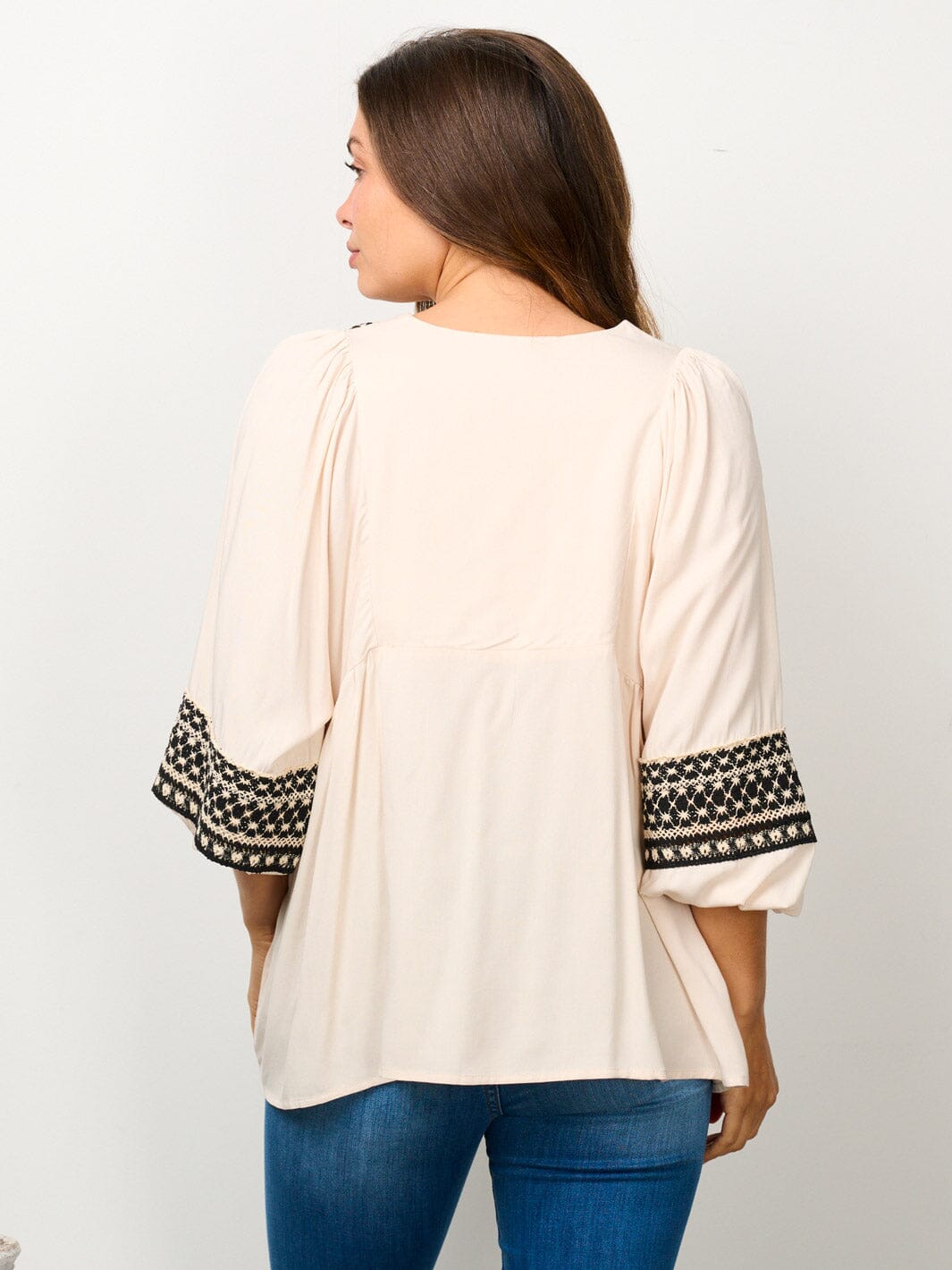 WOMEN'S 3/4 SLEEVE V-NECK DETAILED BLOUSE TOP