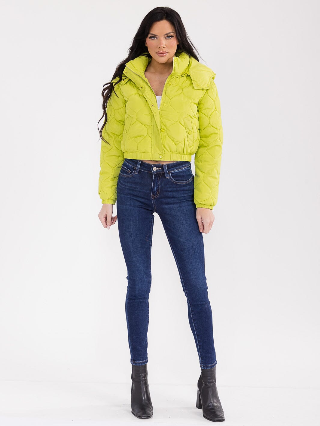 WOMEN'S LONG SLEEVE BUTTON CLOSURE FRONT POCKETS HOODED PUFFER JACKET