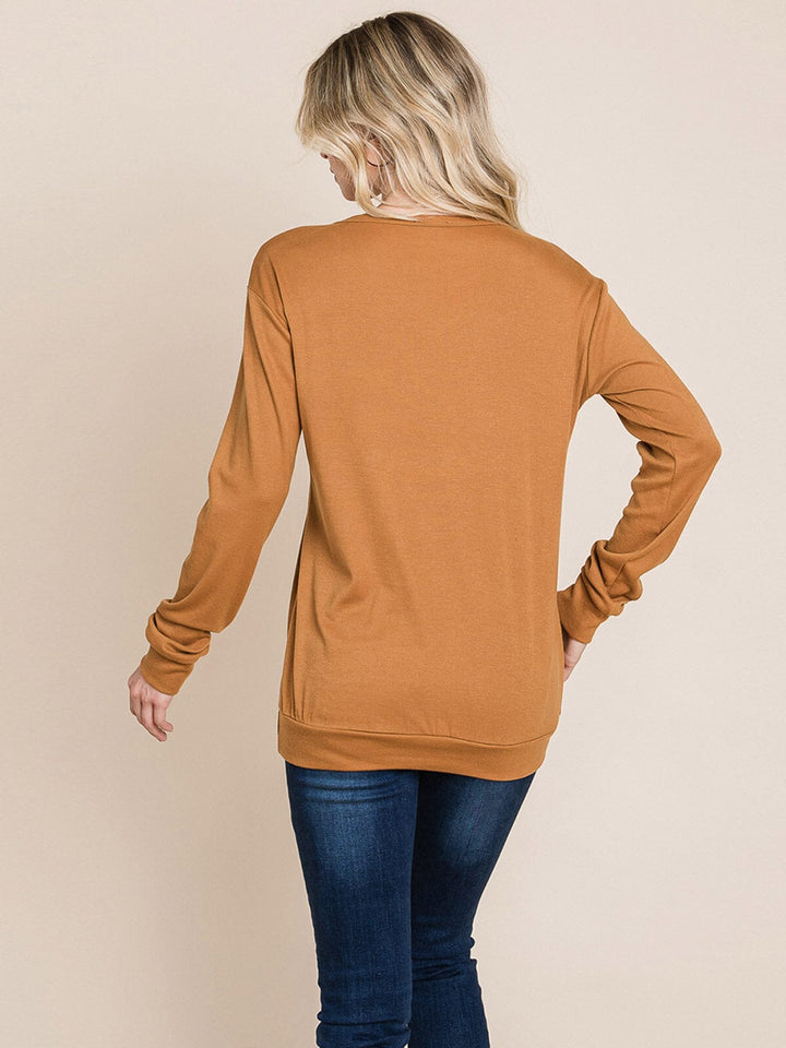 WOMEN'S LONG SLEEVE DETAILED SOLID TOP