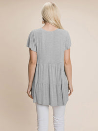 WOMEN'S SHORT SLEEVE LOOSE FIT TIERED TUNIC TOP