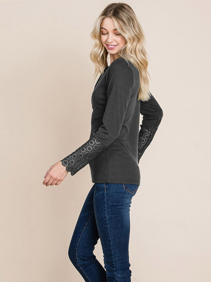 WOMEN'S LONG CROCHET SLEEVE BUTTON UP TOP