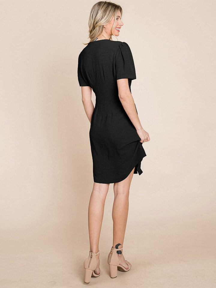 WOMEN'S SHORT SLEEVE V-NECK BUTTON UP MINI DRESS