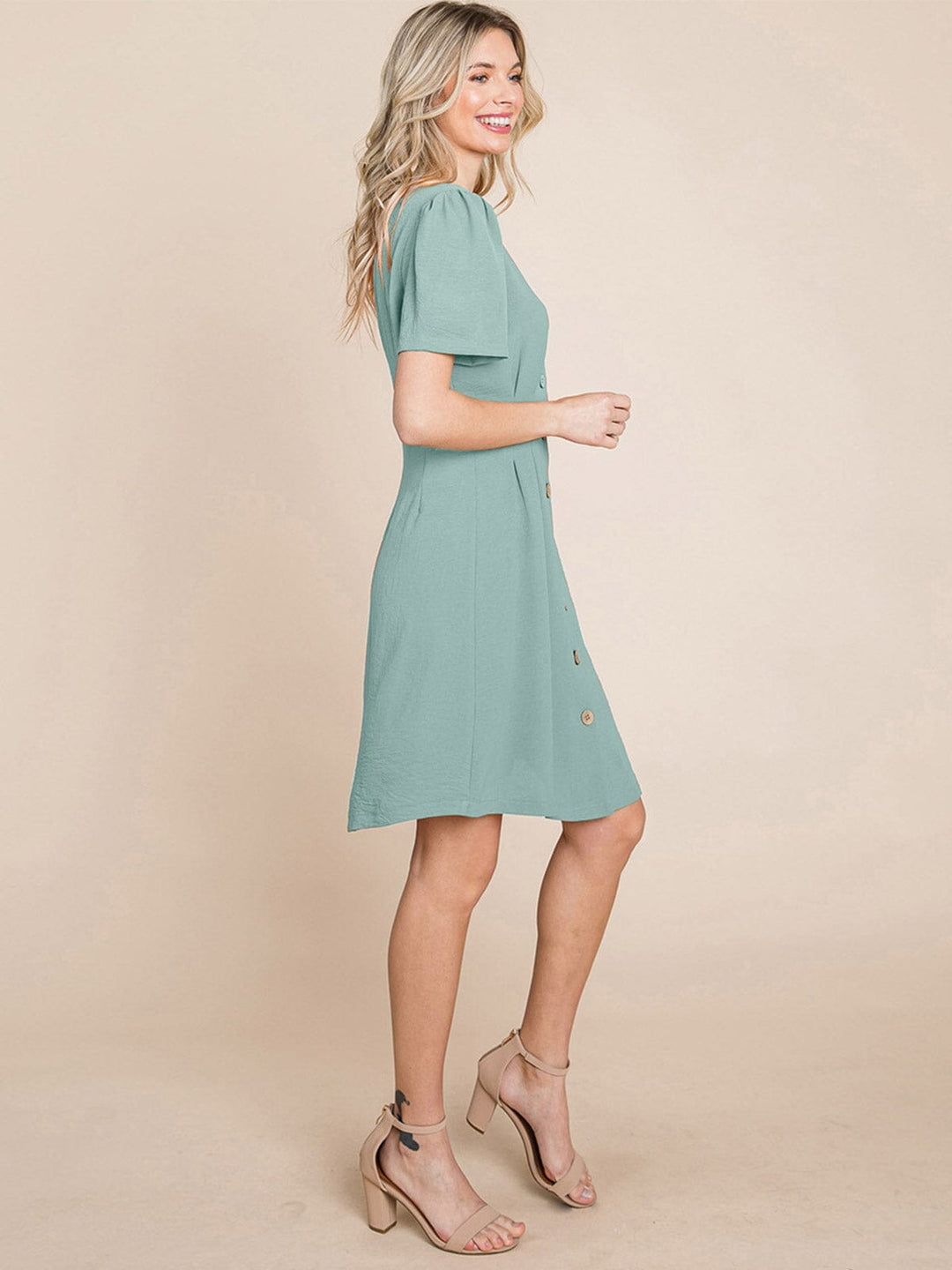 WOMEN'S SHORT SLEEVE V-NECK BUTTON UP MINI DRESS