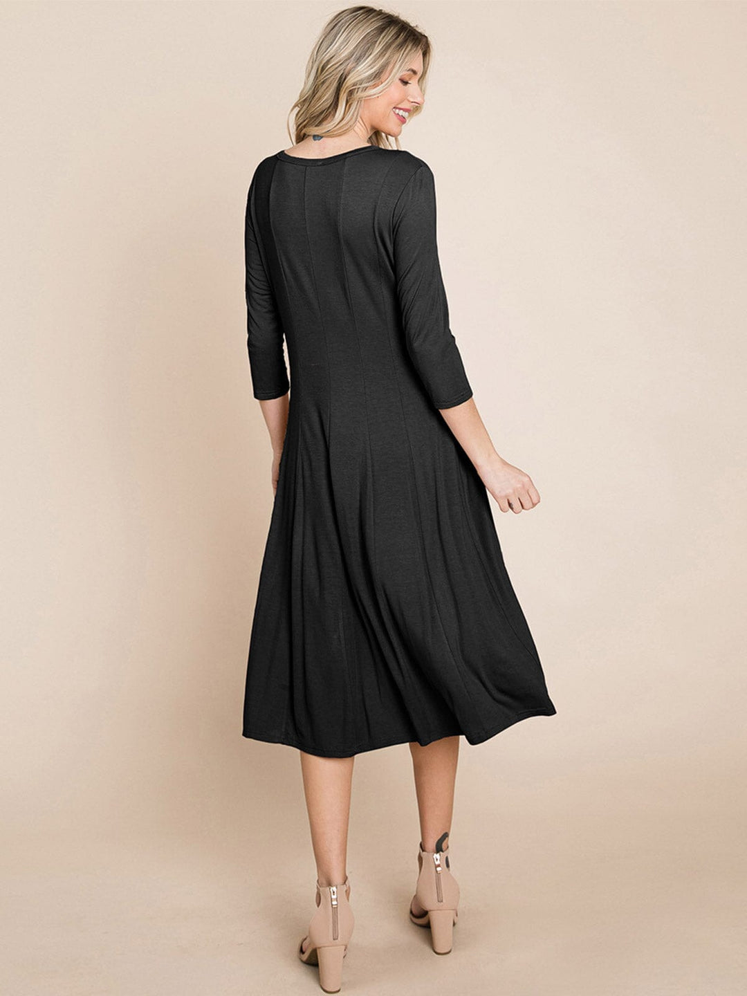 WOMEN'S 3/4 SLEEVE FIT & FLARE SOLID MIDI DRESS