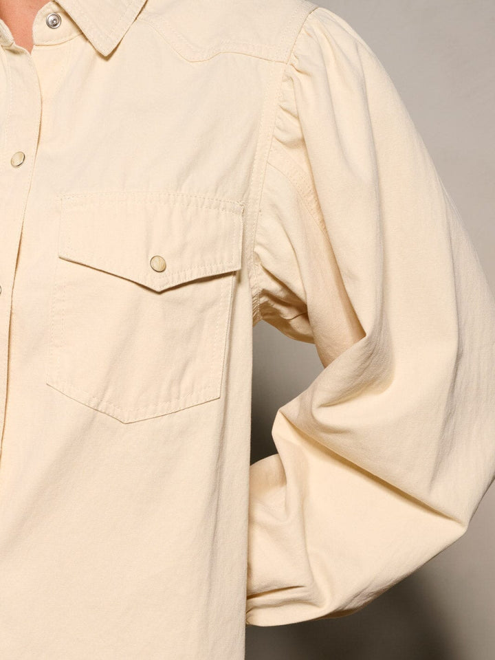 WOMEN'S LONG SLEEVE BUTTON CLOSURE DENIM TOP