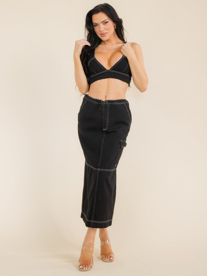 WOMEN'S SLEEVELESS V-NECK DENIM CROP TOP