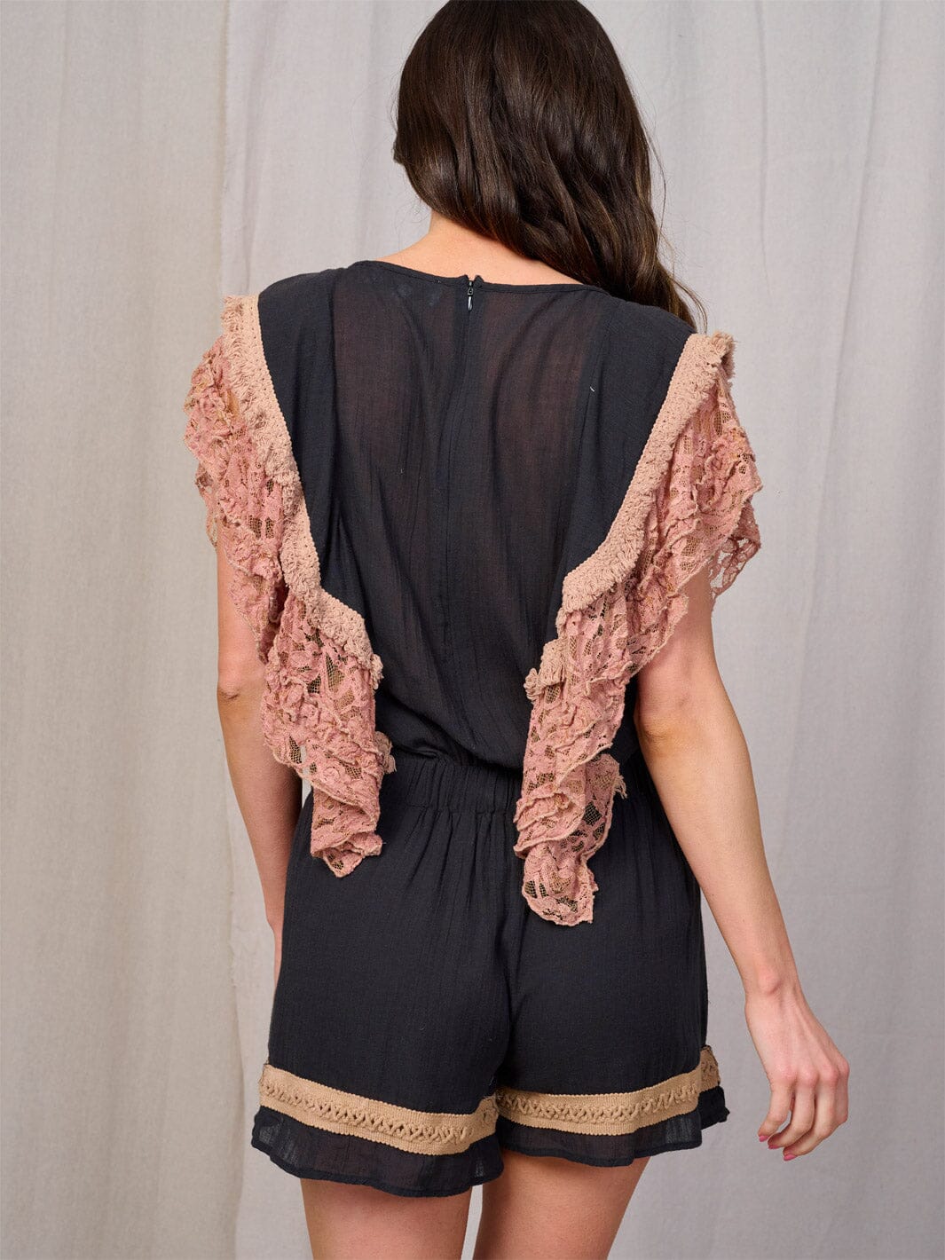 WOMEN'S SHORT SLEEVE SELF TIE LACE EMBROIDERY ROMPER