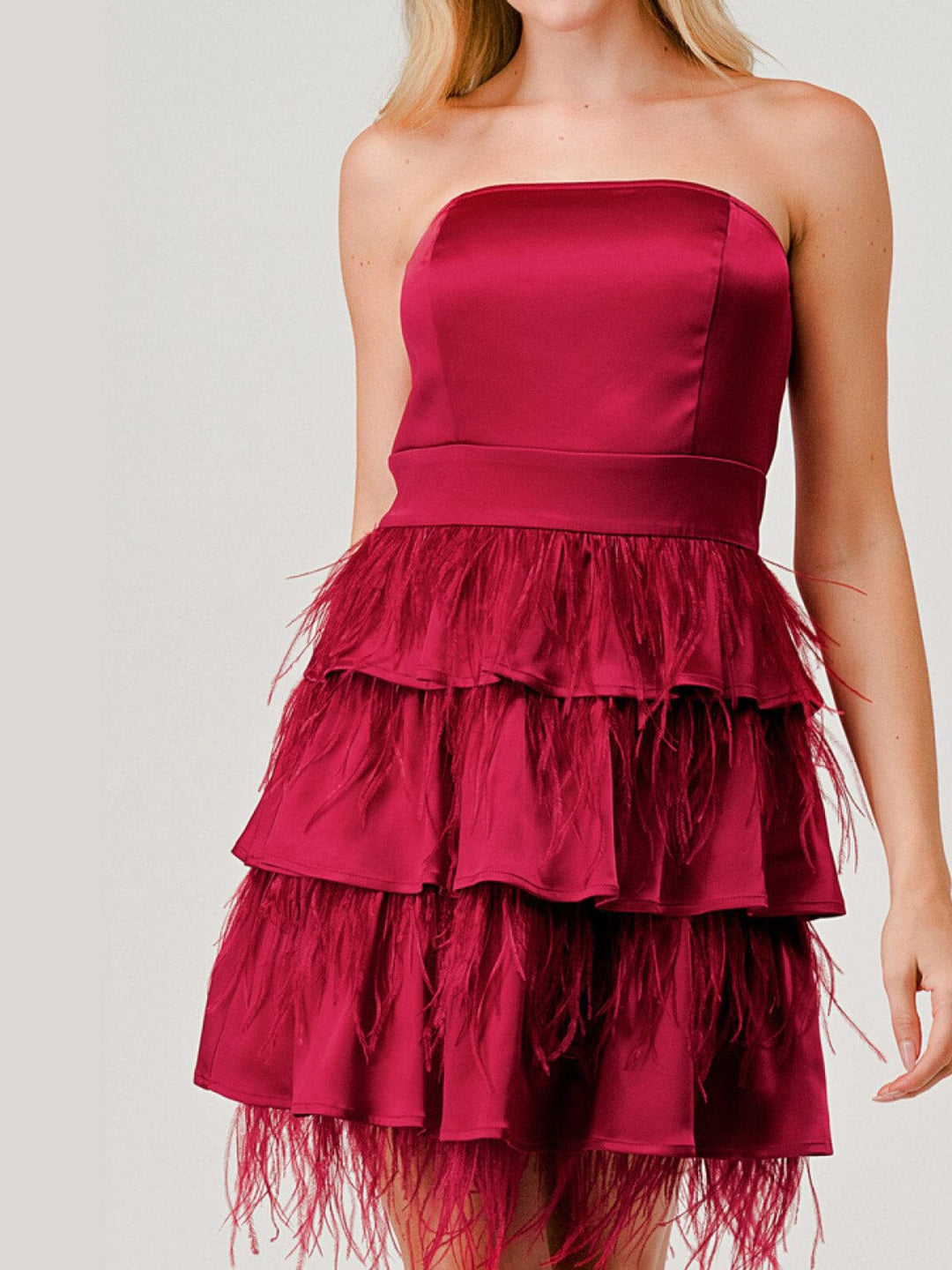 WOMEN'S SLEEVELESS BODYCON FEATHER RUFFLE TIERED MINI DRESS