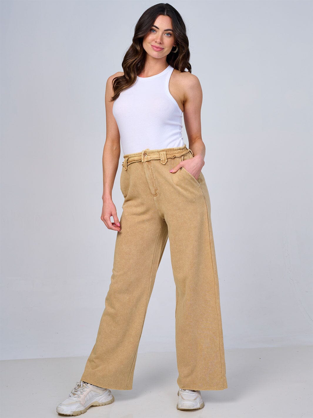 WOMEN'S BUTTON CLOSURE FRONT POCKETS WIDE LEG PANTS