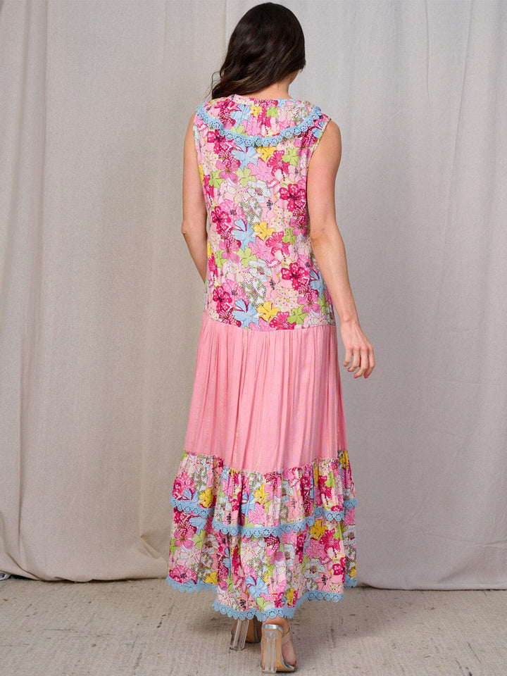 WOMEN'S SLEEVELESS V-NECK TIERED FLORAL TRIM DETAILED MAXI DRESS