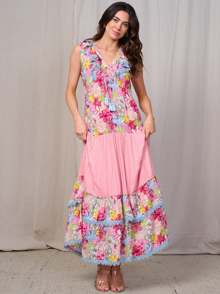 WOMEN'S SLEEVELESS V-NECK TIERED FLORAL TRIM DETAILED MAXI DRESS