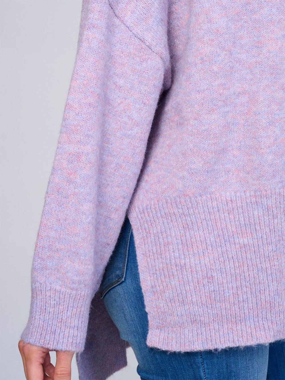 WOMEN'S LONG SLEEVE TURTLE NECK HIGH-LOW OVERSIZED SWEATER