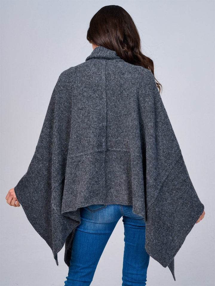 WOMEN'S LONG SLEEVE TURTLE NECK HIGH-LOW PONCHO