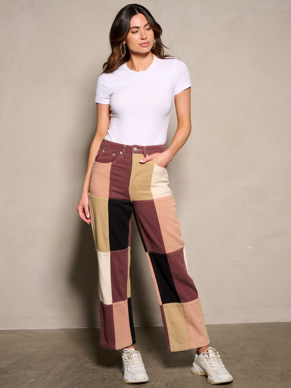 WOMEN'S BUTTON CLOSURE POCKETS COLORBLOCK DENIM PANTS
