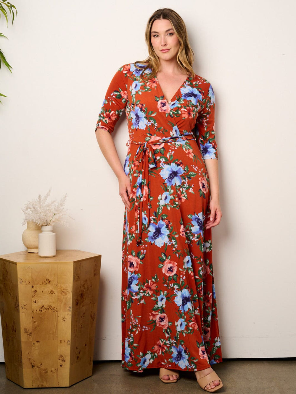 PLUS SIZE SHORT SLEEVE SELF TIE SURPLICE FLORAL MAXI DRESS