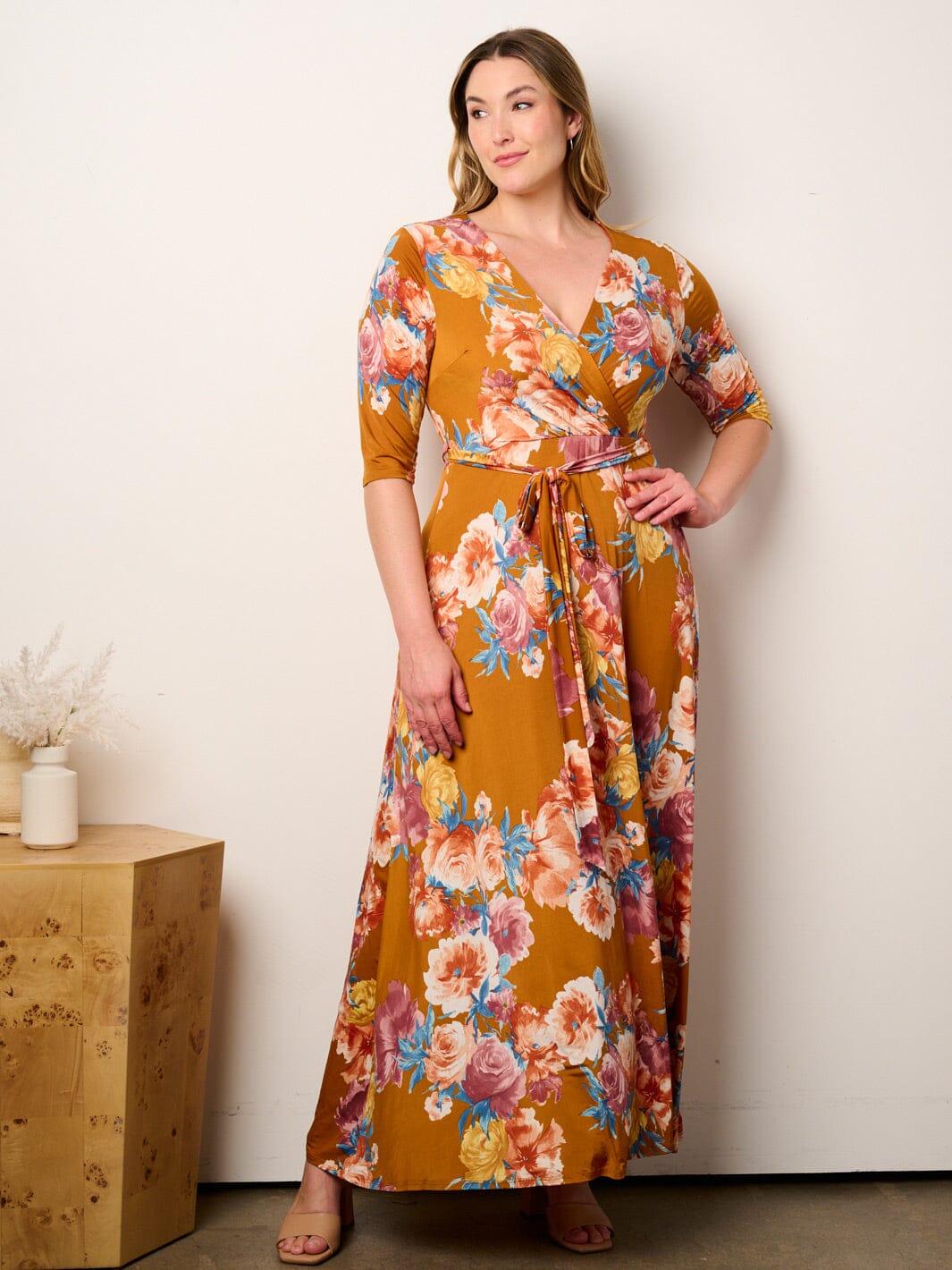 PLUS SIZE SHORT SLEEVE SELF TIE SURPLICE FLORAL MAXI DRESS
