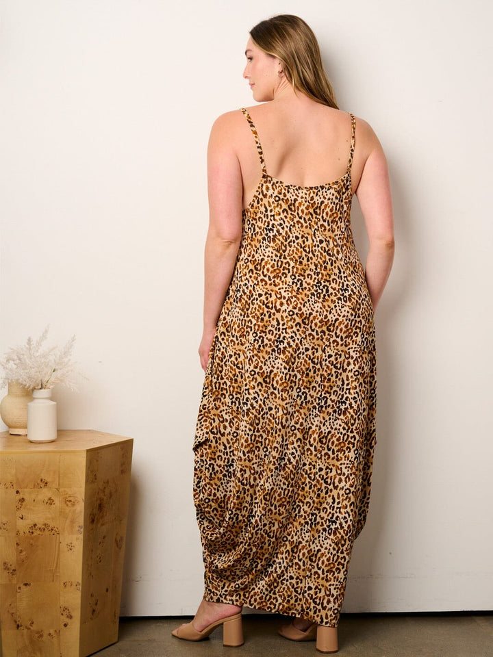 PLUS SIZE SLEEVELESS V-NECK POCKETS ANIMAL PRINT MAXI DRESS