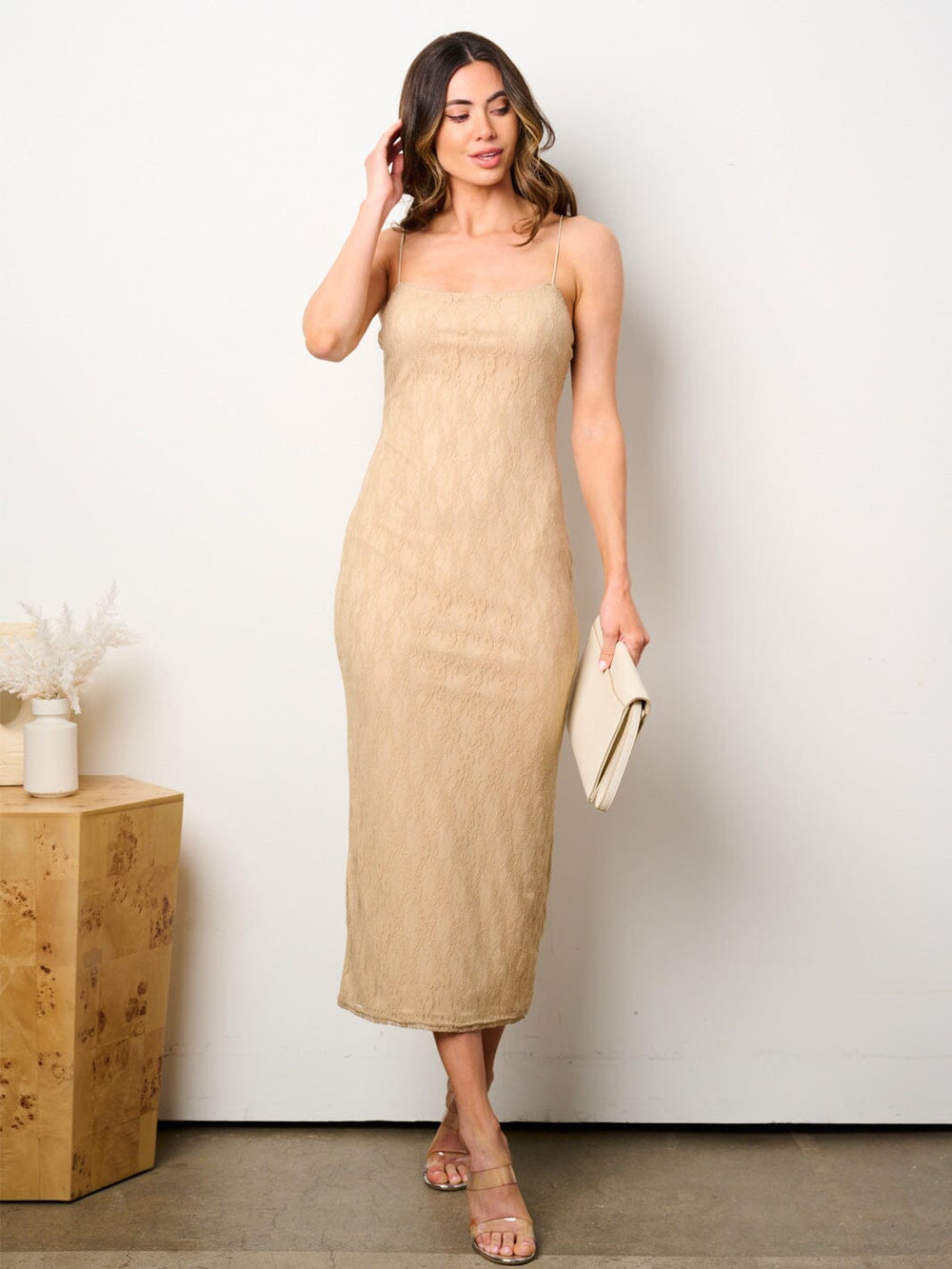 WOMEN'S SLEEVELESS BODYCON LACE MIDI DRESS