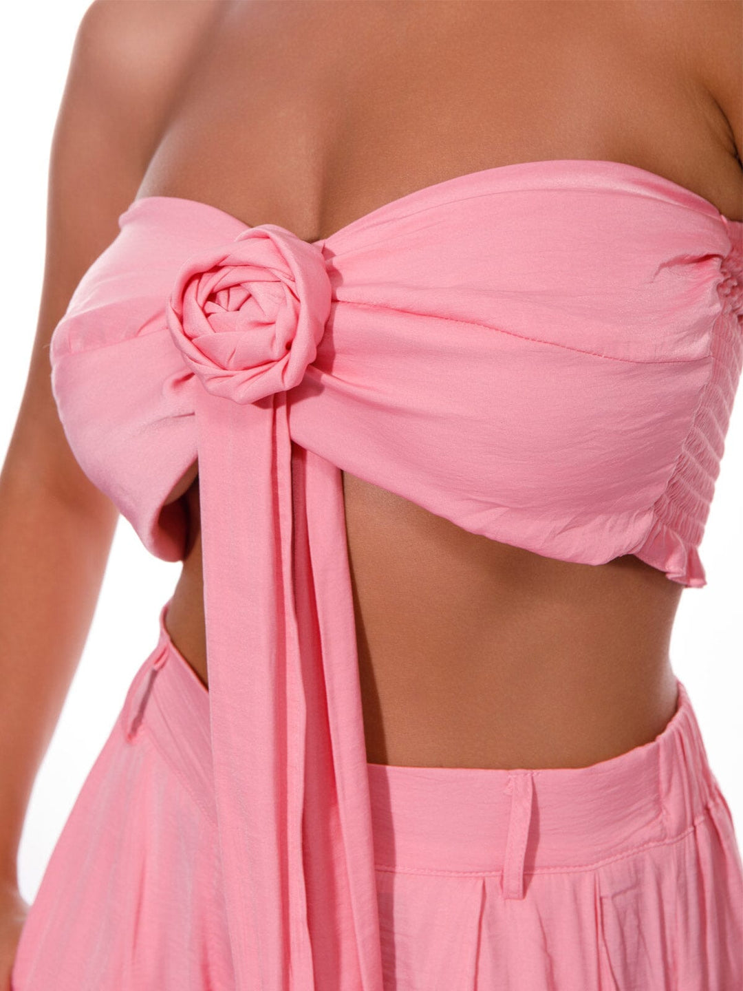 WOMEN'S CROP TOP & ELASTIC WAIST PANTS FLOWER DETAILED 2PC SET