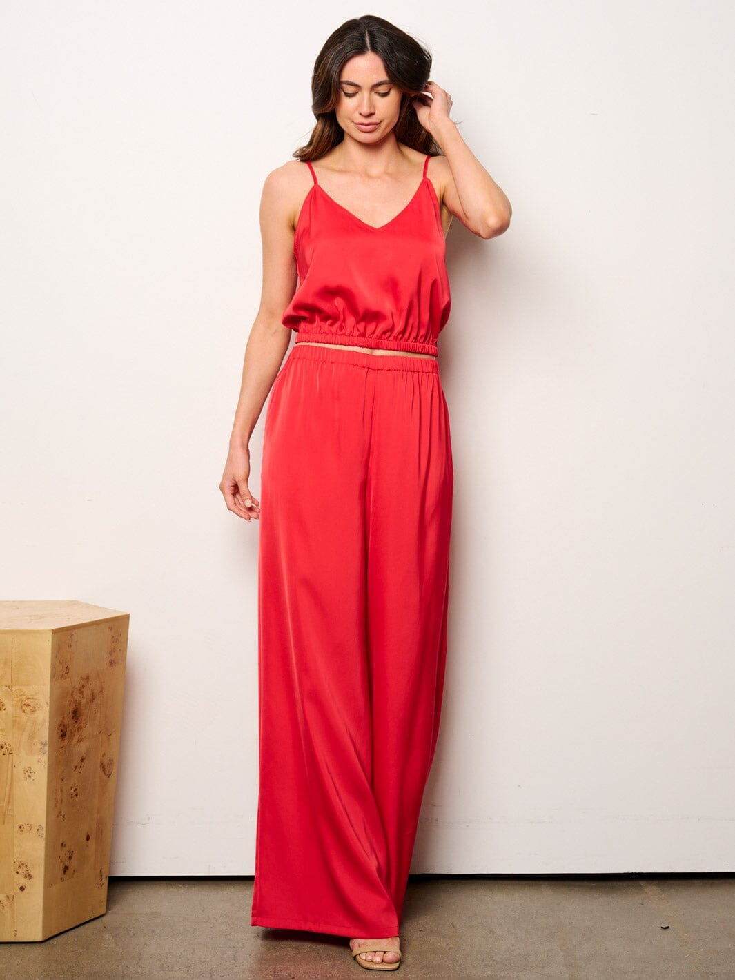WOMEN'S SLEEVELESS CROP TOP & WIDE LEG PANTS SATIN 2PC. SET