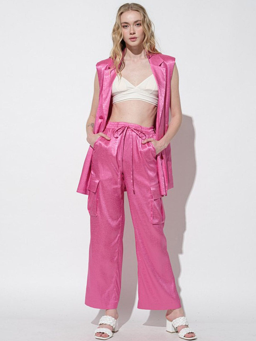 WOMEN'S SLEEVELESS SHOLDER PADDING TOP & WIDE LEG PANTS SATIN 2PC. SET