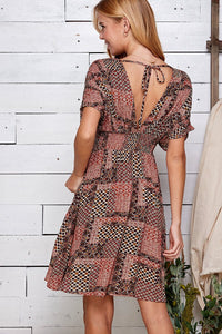 WOMEN'S SHORT SLEEVE V-NECK ELASTIC WAIST MULTI PRINT MINI DRESS