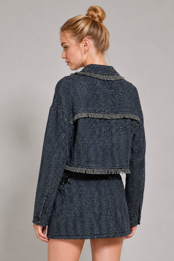 WOMEN'S LONG SLEEVE BUTTON CLOSURE RAW EDGE JACKET