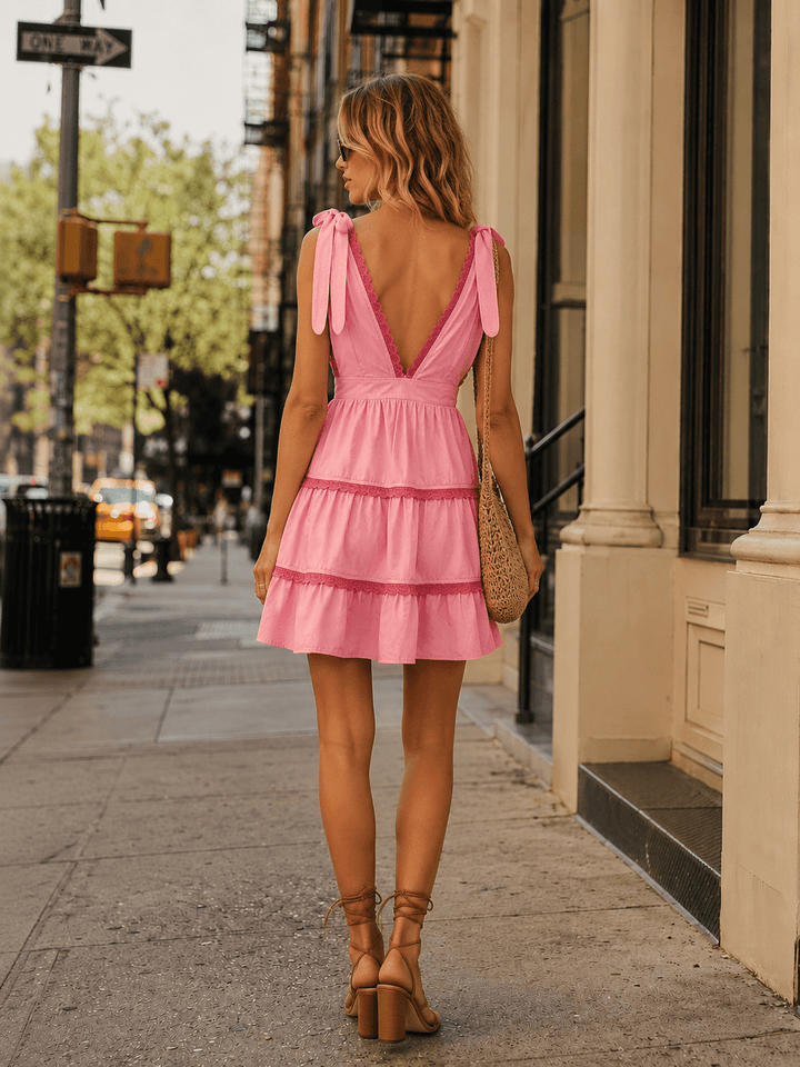 WOMEN'S SLEEVELESS V-NECK OPEN BACK TIERED MINI DRESS