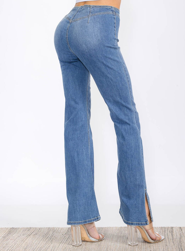 WOMEN'S BUTTON CLOSURE WASHED BELL LEG DENIM PANTS