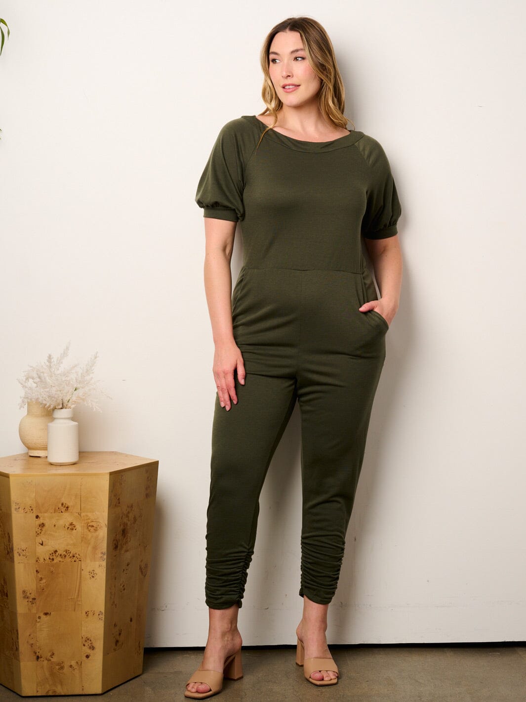 WOMEN'S SHORT SLEEVE ELASTIC WAIST POCKETS JUMPSUIT