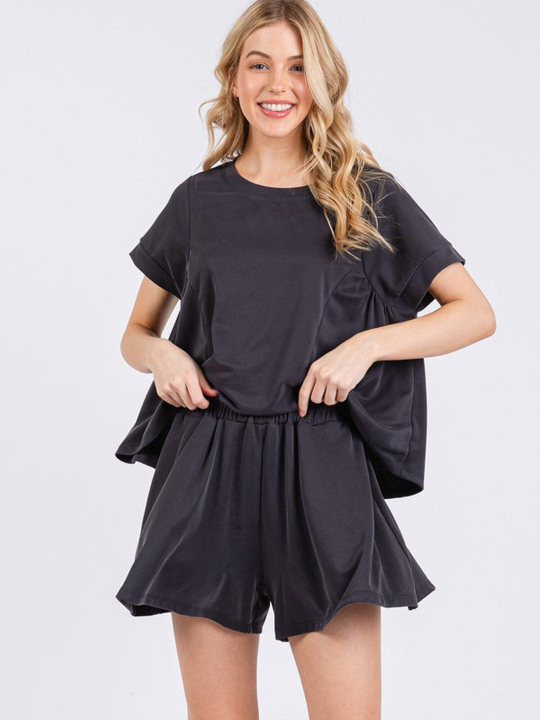 WOMEN'S SHORT SLEEVE BLOUSE & ELASTIC WAIST SHORTS SOLID 2PC. SET