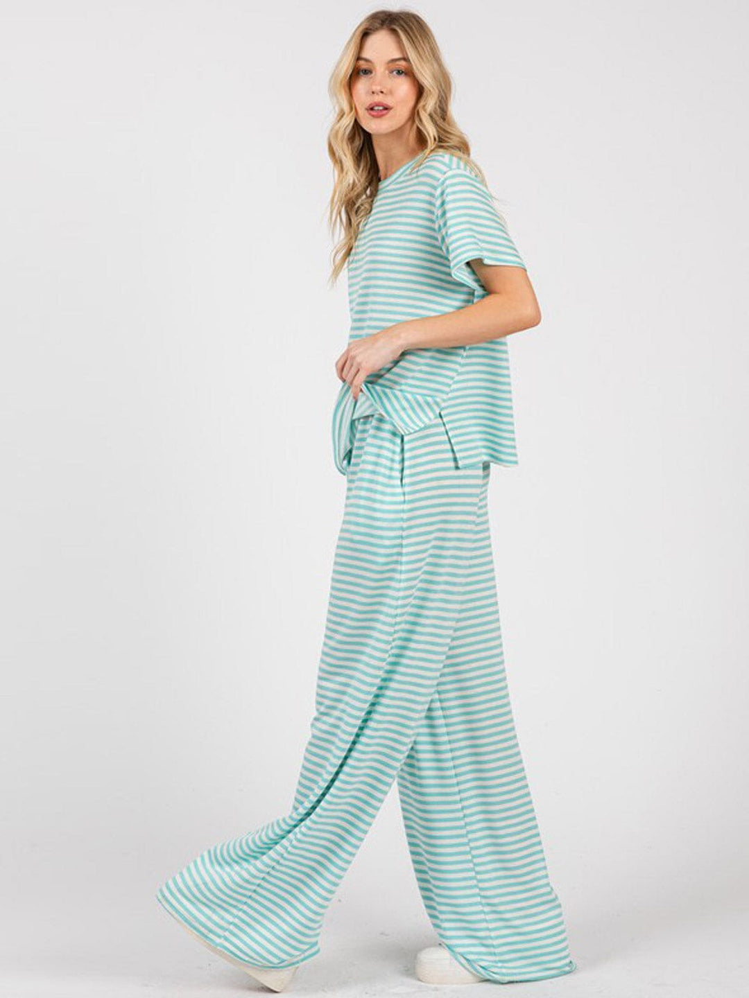 WOMEN'S SHORT SLEEVE TOP & ELASTIC WAIST PANTS STRIPES 2PC. SET