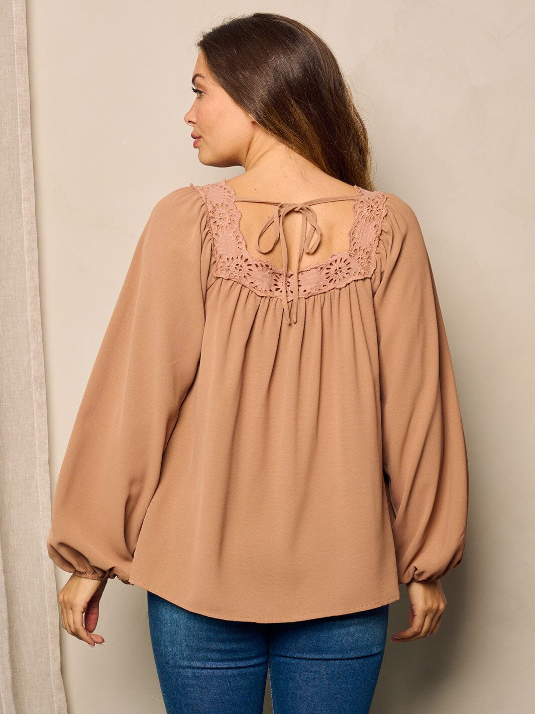 WOMEN'S LONG BALLON SLEEVE EYELET DEYAILED TUNIC BLOUSE TOP