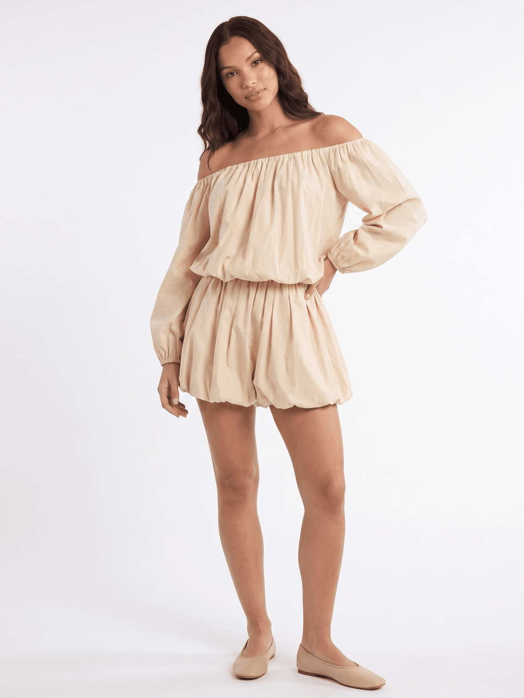 WOMEN'S LONG SLEEVE OFF SHOULDER BUBBLE HEM TOP