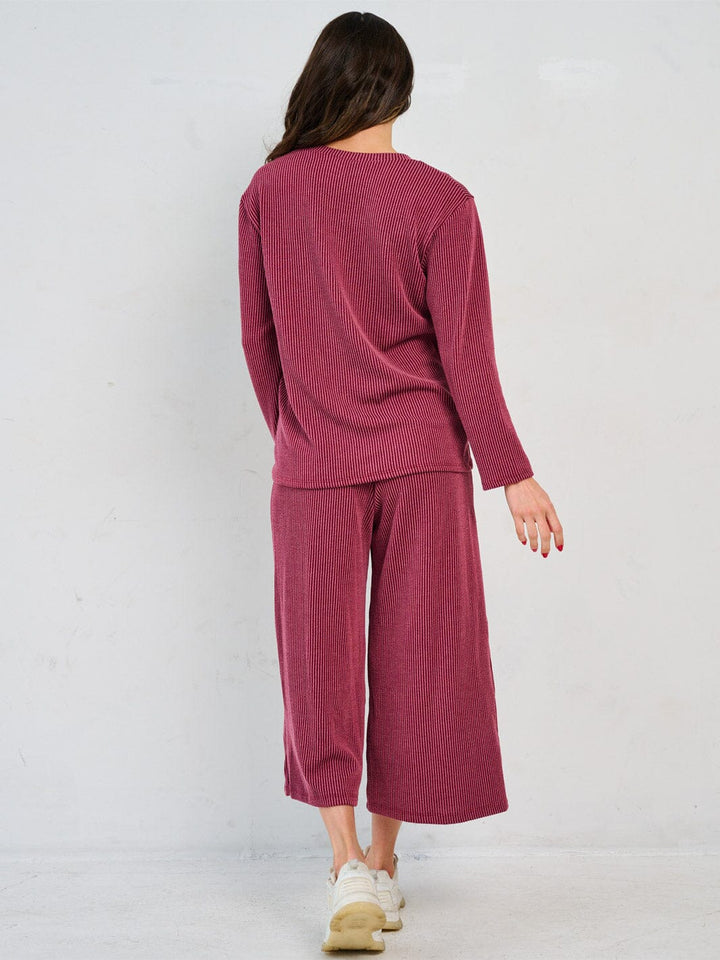 WOMEN'S LONG SLEEVE TOP & ELASTIC WAIST CROP PANTS RIBBED 2PC. SET