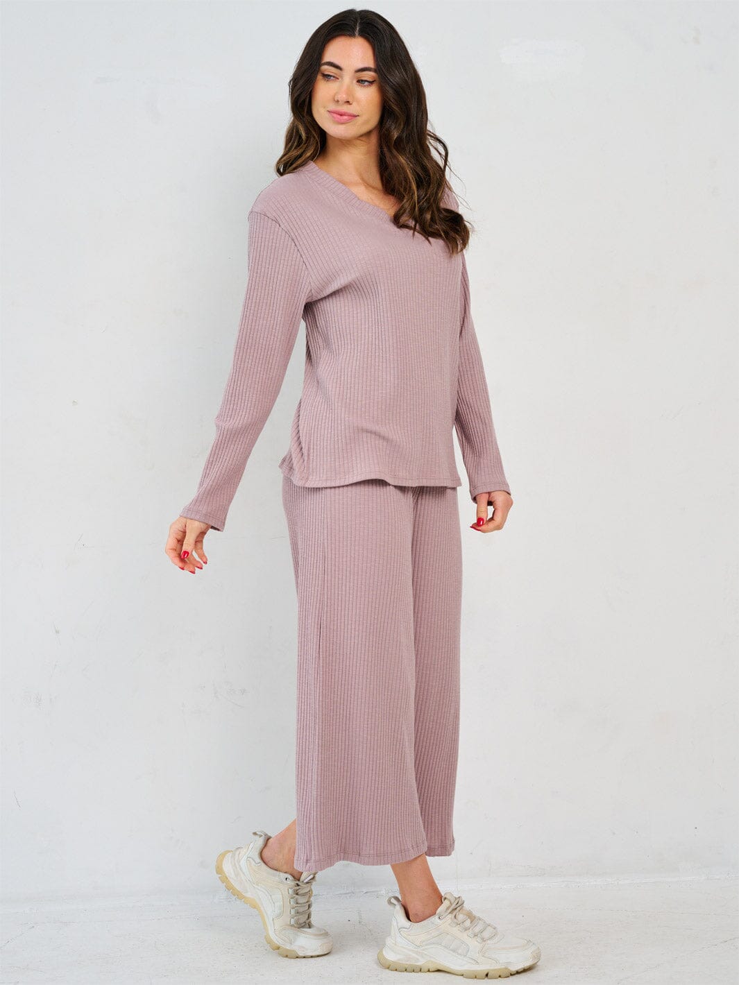 WOMEN'S LONG SLEEVE TOP & ELASTIC WAIST CROP PANTS RIBBED 2PC. SET