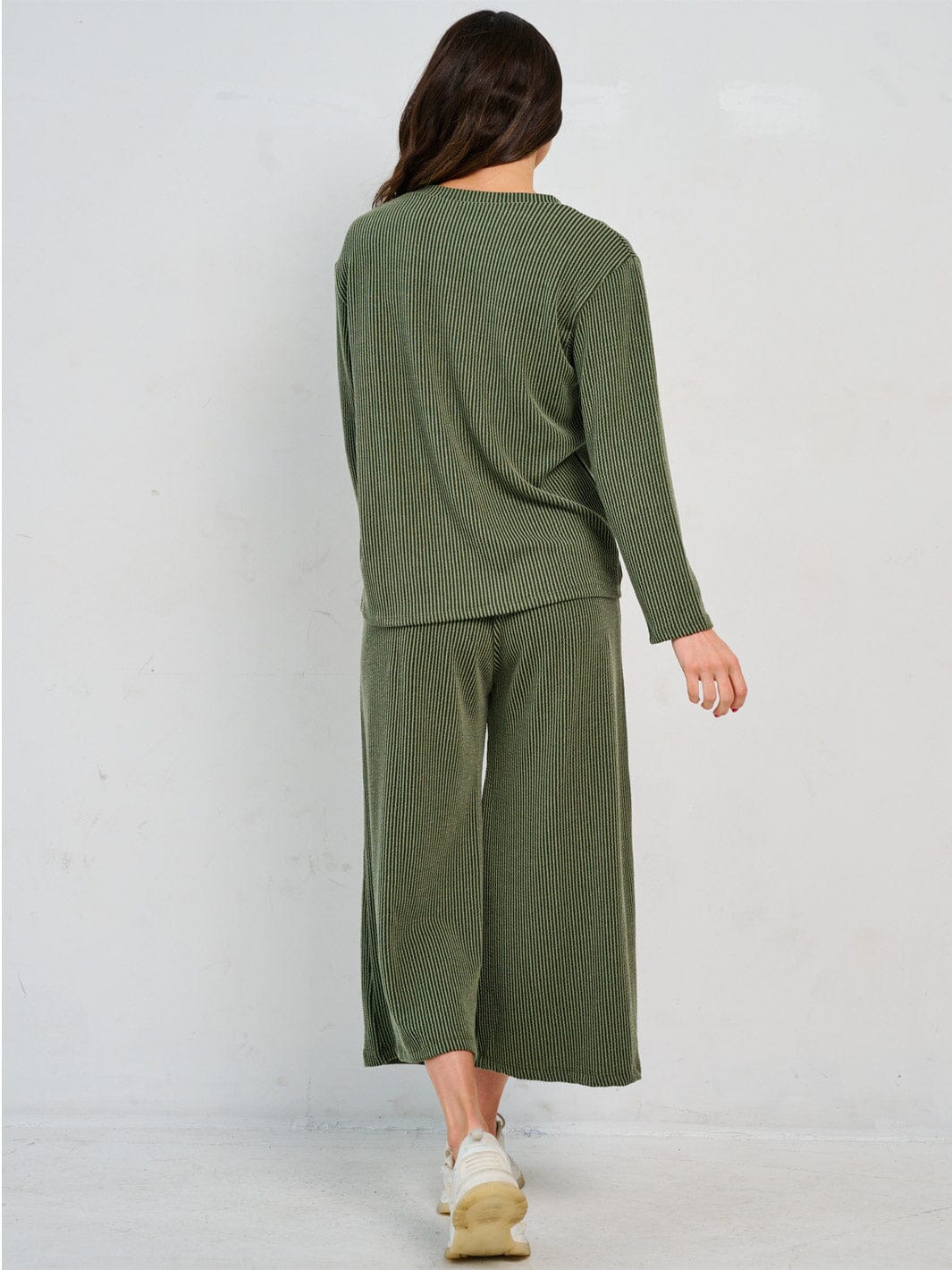 WOMEN'S LONG SLEEVE TOP & ELASTIC WAIST CROP PANTS RIBBED 2PC. SET