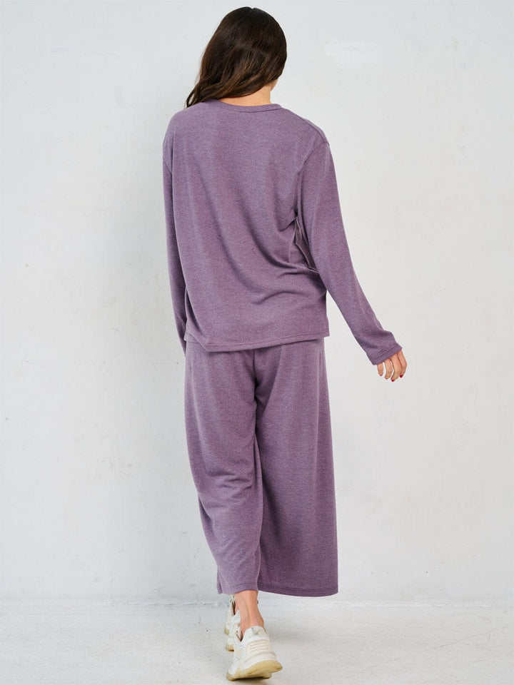 WOMEN'S LONG SLEEVE TOP & ELASTIC WAIST CROP PANTS SOLID 2PC. SET