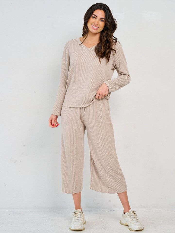 WOMEN'S LONG SLEEVE TOP & ELASTIC WAIST CROP PANTS RIBBED 2PC. SET