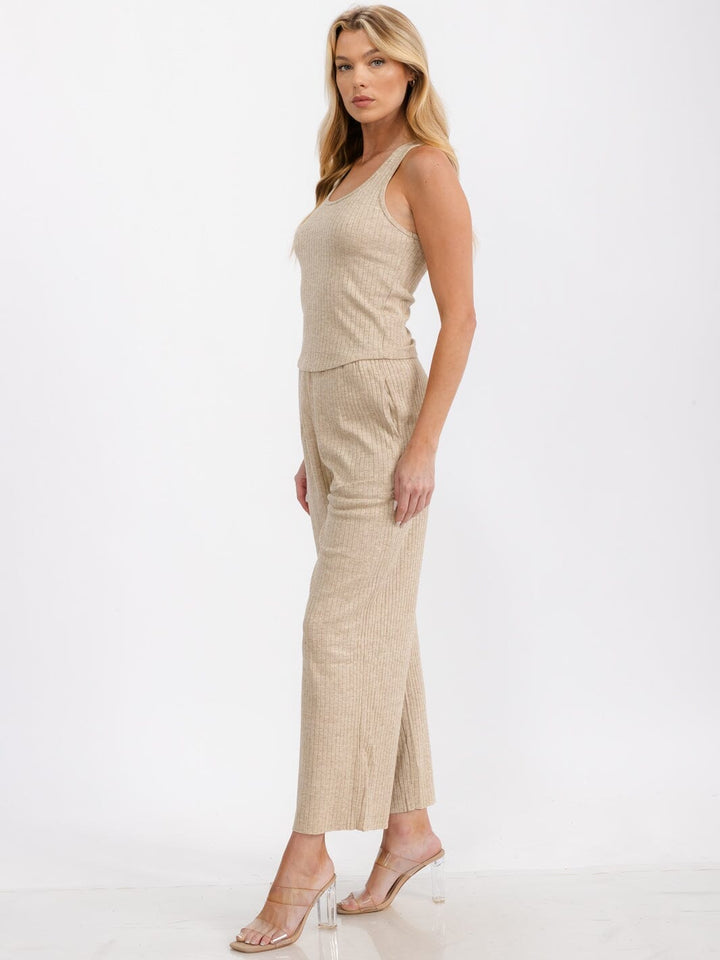 WOMEN'S SLEEVELESS RIBBED TANK TOP