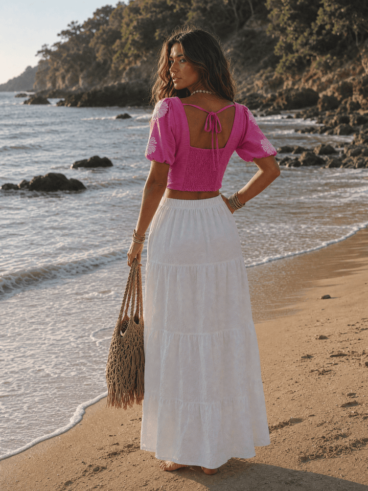 WOMEN'S SHORT PUFF SLEEVE V-NECK SMOCK STITCHED DETAILED BLOUSE