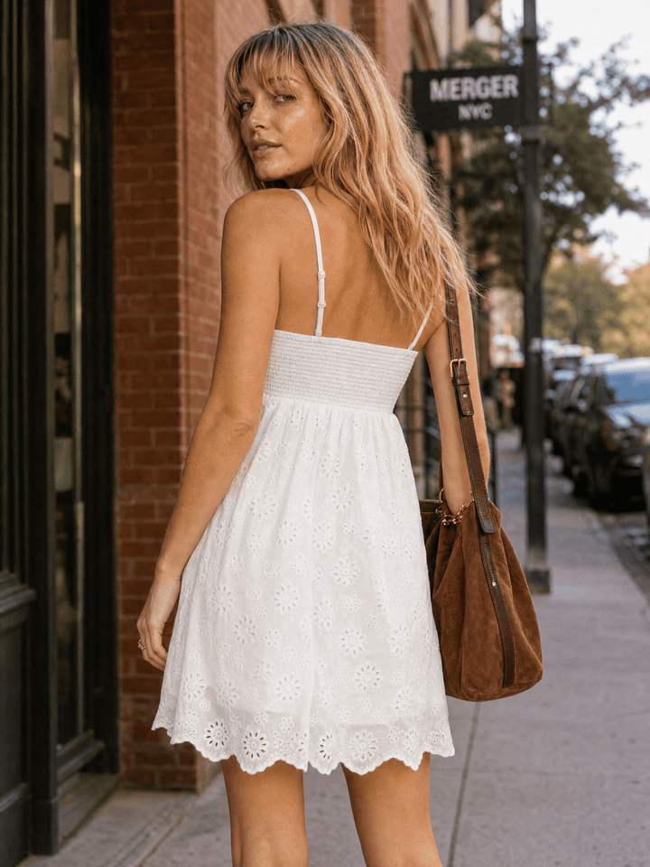 WOMEN'S SLEEVELESS SMOCK KEY HOLE EYELET FIT & FLARE MINI DRESS