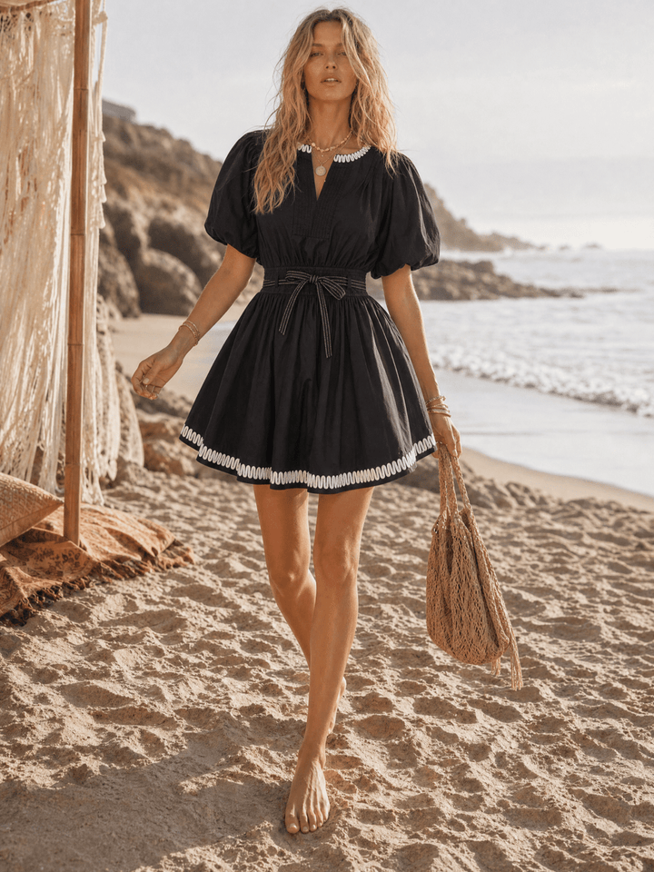 WOMEN'S SHORT PUFF SLEEVE V-NECK SMOCK WAIST POCKETS FIT & FLARE MINI DRESS