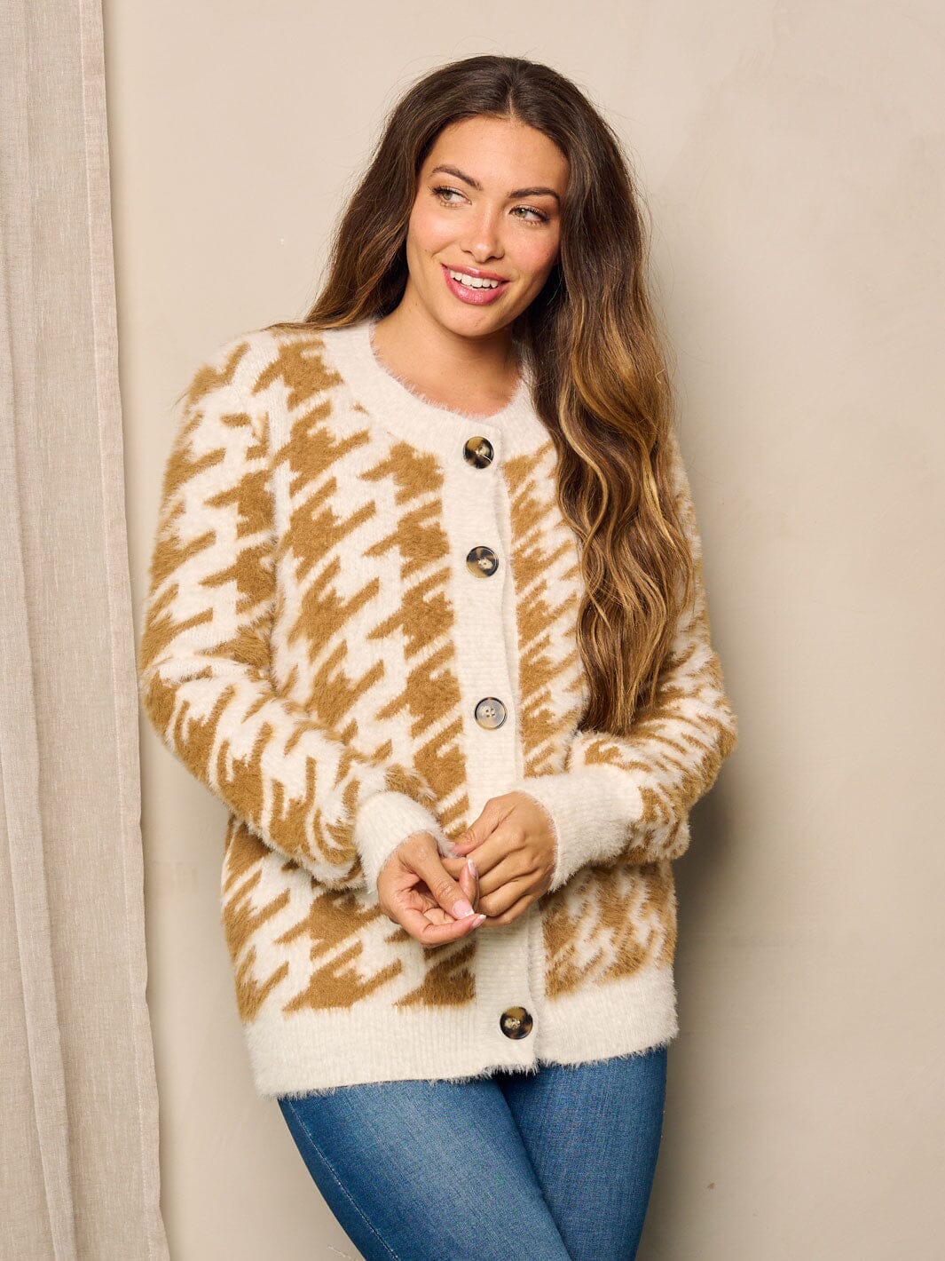 WOMEN'S LONG SLEEVE FRONT POCKETS BUTTON UP COLORBLOCK SWEATER